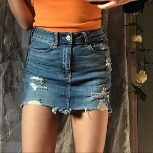 AMERICAN EAGLE HIGH WAISTED SKIRT 😍